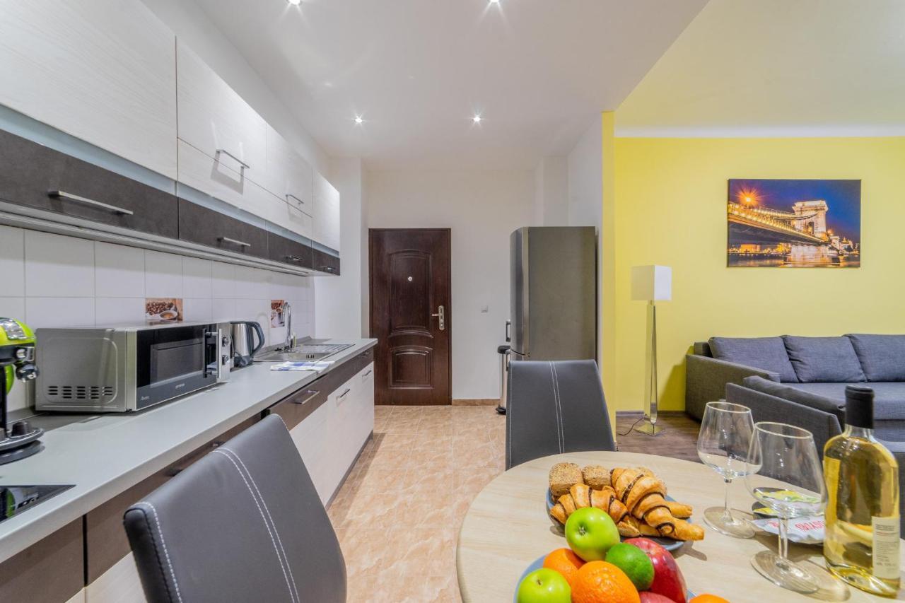 Fillér Classy Apartman Appartamento *